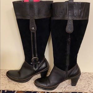 Naturalizer black heel suede and leather boots